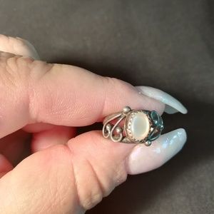 *CLOSET CLEAROUT* Sterling Silver ring size 6.5